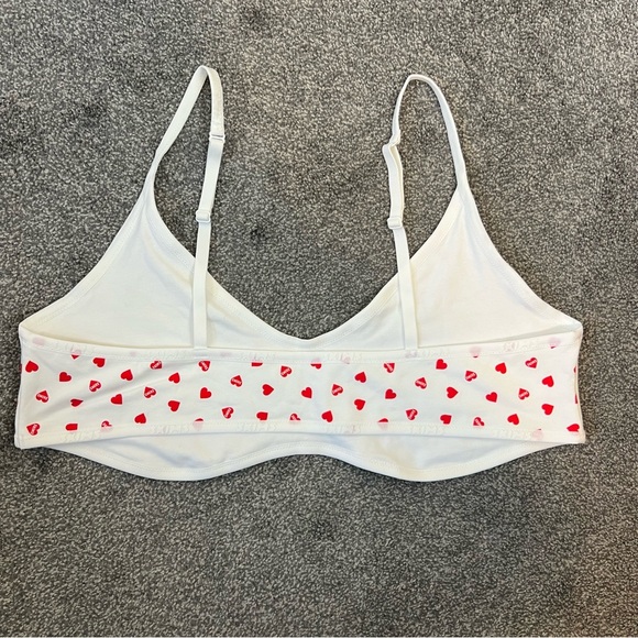 skims cotton logo scoop bralette white with red heart print - Picture 4 of 12